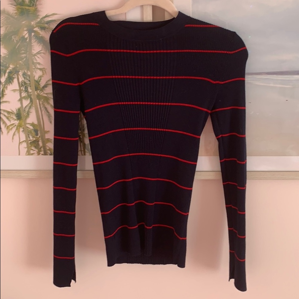 Athleta sweater